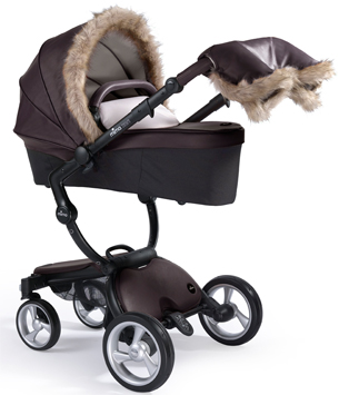 Mima Xari Winter Outfit Chocolate pentru landou.